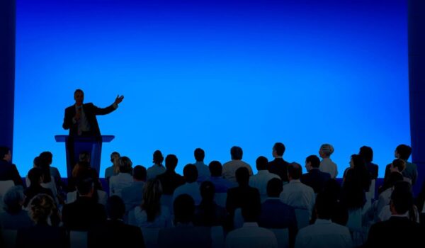 Cómo trabajar el mensaje de presentación. Aprende a venderte: Elevator pitch